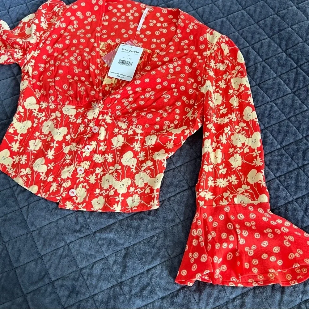 Free People Top Women’s XS Floral Lady Bohemian Crop Blouse Bell Sleeve DD